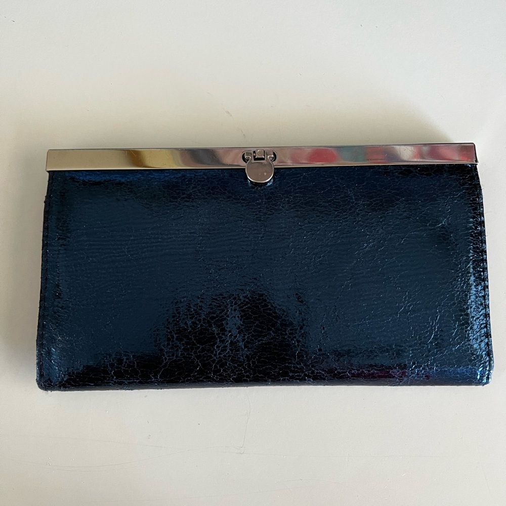 Woman’s wallet blue 7.5” x 4”